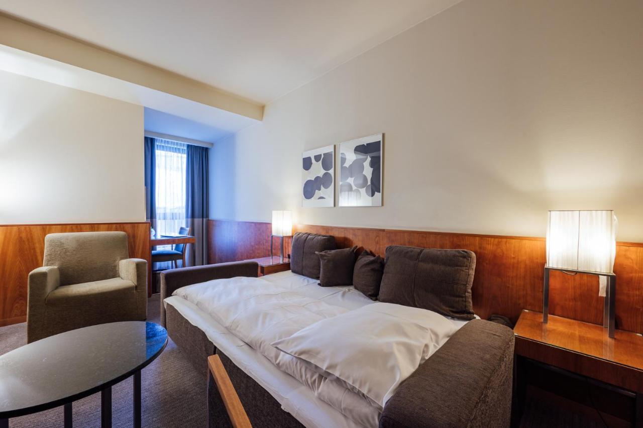 Peakture Hotel Bucharest Luaran gambar