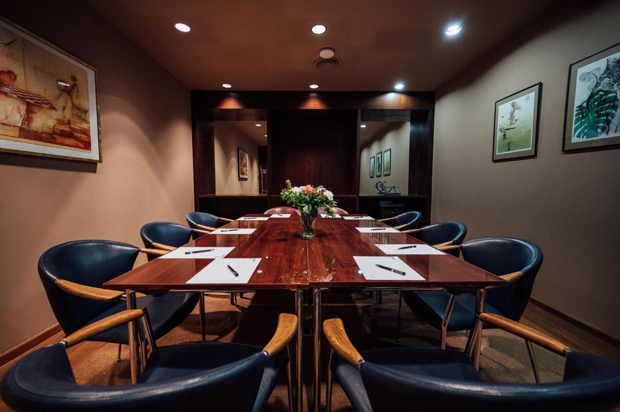 Peakture Hotel Bucharest Luaran gambar